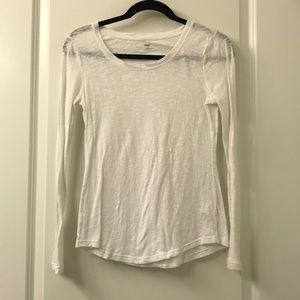 GAP White Basic Longsleeve